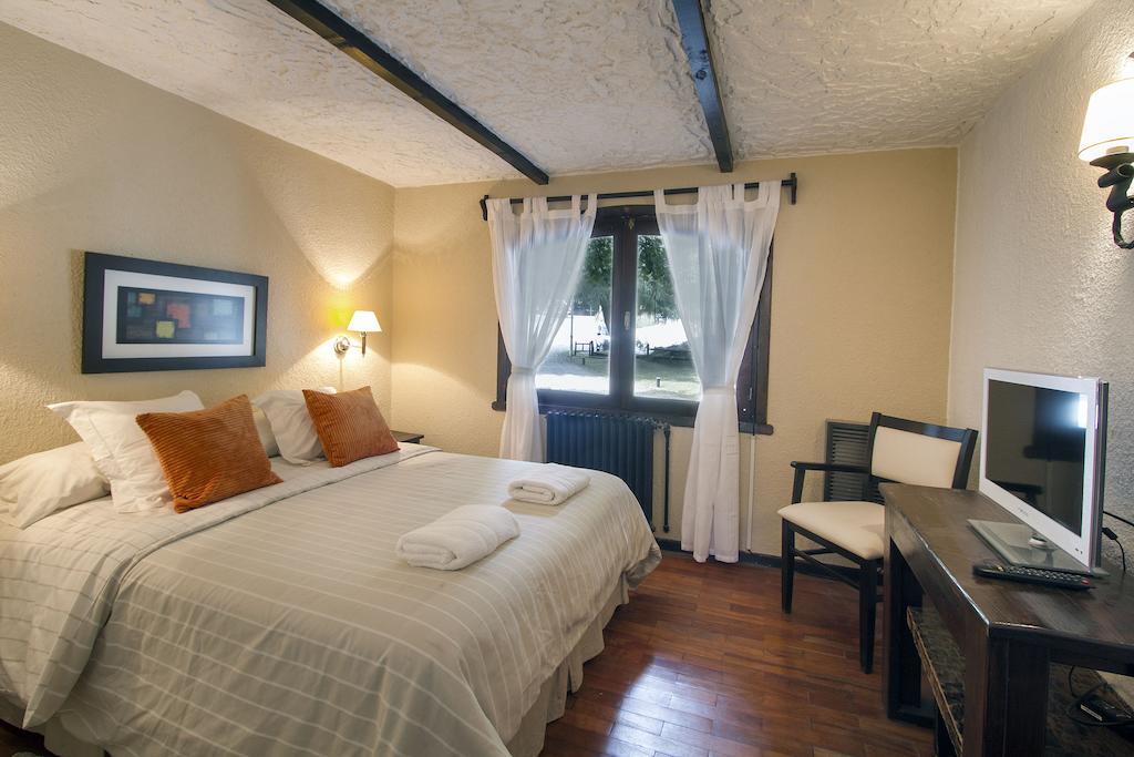Hosteria Del Prado San Carlos de Bariloche Eksteriør bilde